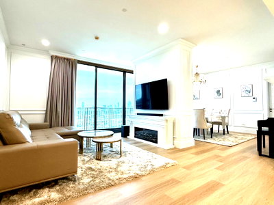 คอนโดให้เช่า : ให้ เช่า คอนโด Aguston Sukhumvit 22 ห้องใหญ่ Panoramic View รับสัตว์เลี้ยงได้