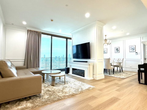 Condo for rent, Aguston Sukhumvit 22, large room with panoramic view, pets allowed.