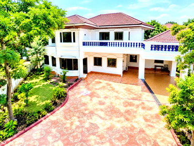 Houses for rent : 			4-5bed MRT Thaimaa 540m. 150sq.wa. 500sq.m. Rattanathibet-ThaIt spacious fully furnished 2-story luxury house with appliances featuring  5          