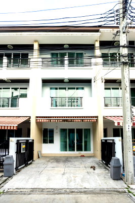 เช่าทาวน์โฮม กรุงเทพมหานคร : ให้เช่า ทาวน์โฮม 2 ชั้น บ้านกลางเมือง ลาดพร้าว 71 Garden View | หมู่บ้านเล็ก เงียบสงบ พร้อมอยู่ (TH6940)
