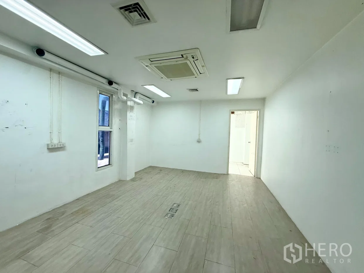 รูป ขายออฟฟิศ 5 ชั้น 1140 ตรม นวลจันทร์ บึงกุ่ม กรุงเทพมหานคร - รูปที่ 26/30