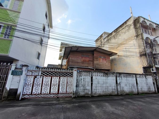 ขายบ้านเดี่ยว 4 ห้องนอน 432 ตร.ม. 54 ตร.ว. เขตบางกอกใหญ่