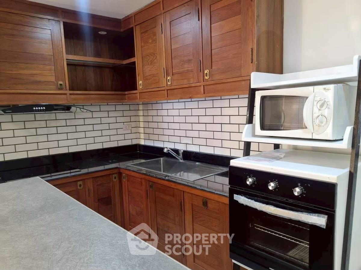 picture 2-BR Condo at The Waterford Diamond Tower Sukhumvit near BTS Phrom Phong (ID 3363464) - 10/19