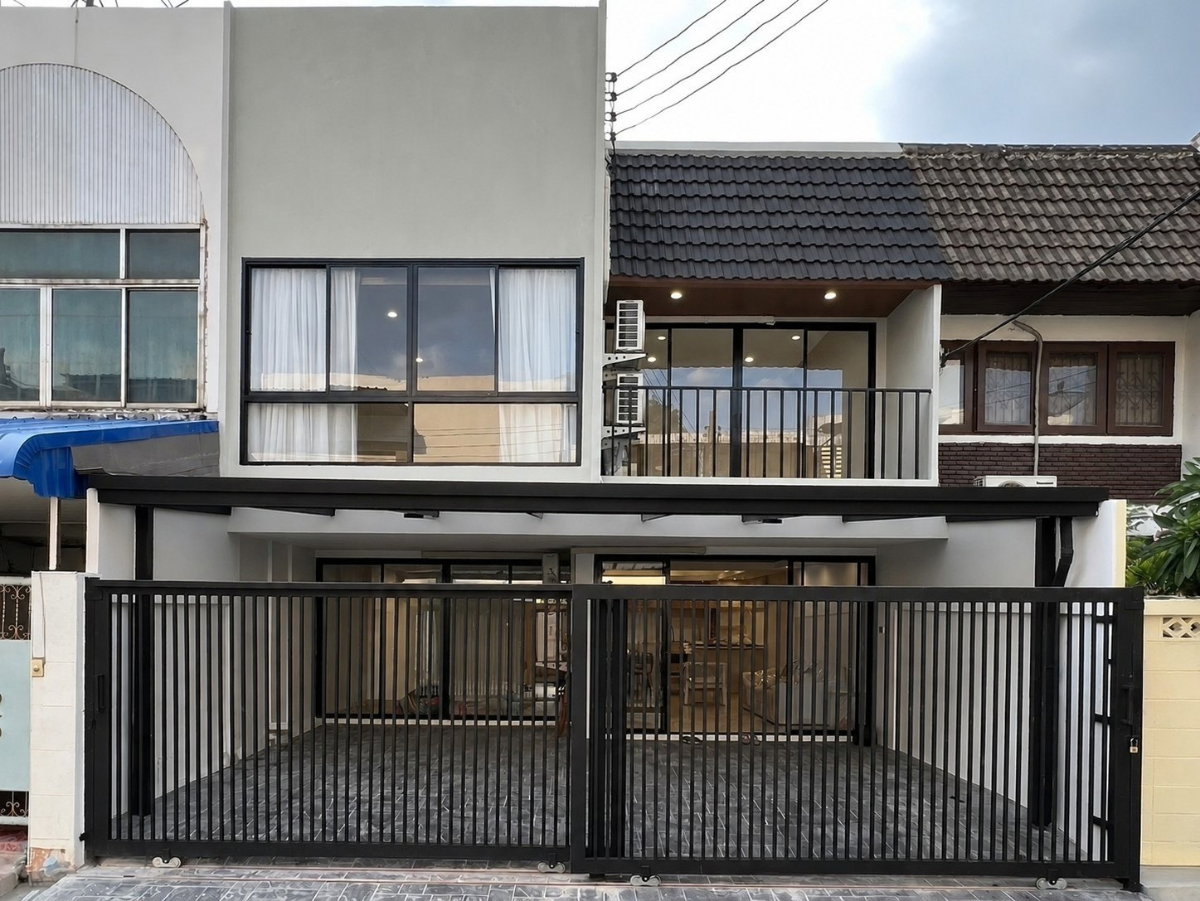 รูป 🏡✨ ให้เช่าทาวน์โฮม รีโนเวทใหม่  |  เอกมัย 22–ปรีดี พนมยงค์ 41  - รูปที่ 1/8