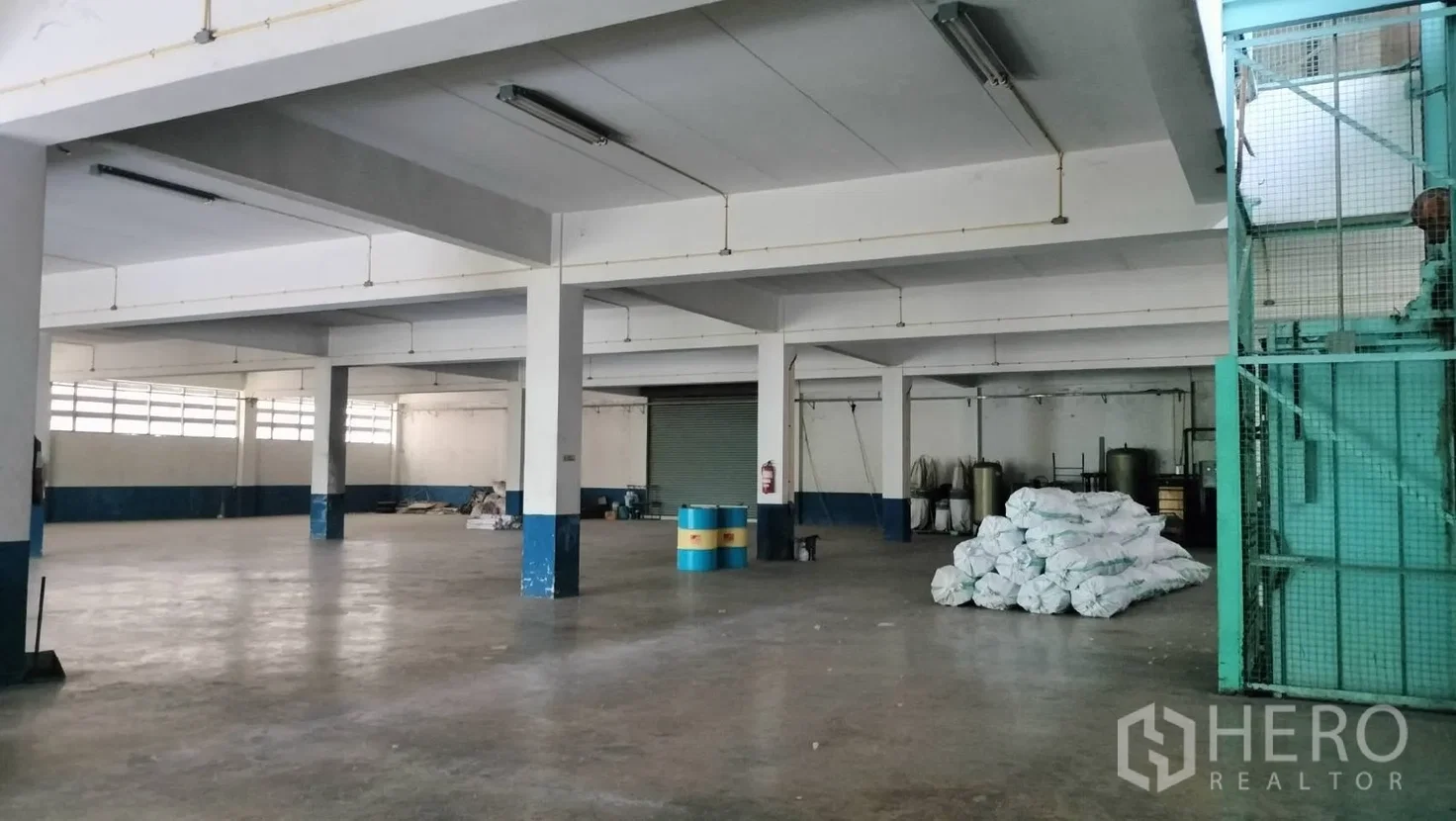 รูป ให้เช่า โรงงาน 2160 ตรม ทับยาว ลาดกระบัง กรุงเทพมหานคร - รูปที่ 6/12