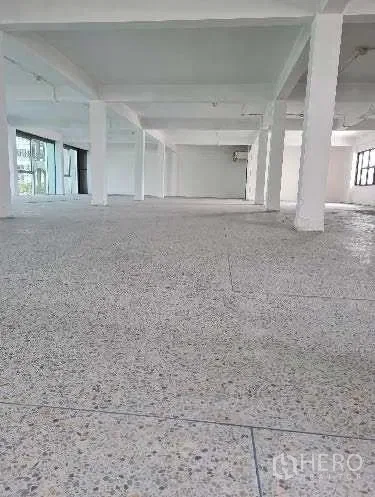 picture For rent Office Space 431 sqm in Phra Khanong, Khlong Toei, Bangkok BTS Phra Khanong - 1/2