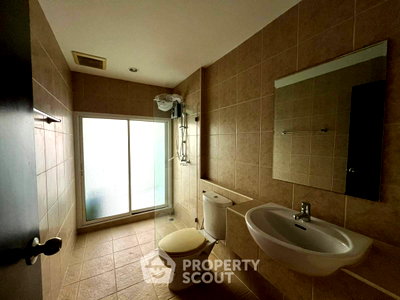 Condos for sale : 1-BR Condo at Park Siri Condo Resort Bangsaen in Saen Suk (ID 3369702)
