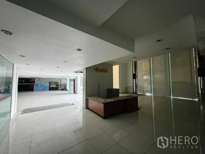 รูป ให้เช่า โชว์รูม 8000 ตรม มีนบุรี มีนบุรี กรุงเทพมหานคร - รูปที่ 7/11