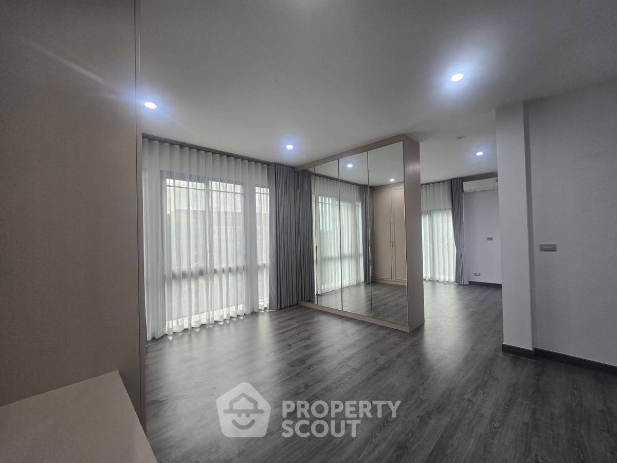 รูป บ้าน 2-ห้องนอน ที่ บ้านกลางเมือง คลาสเซ่ สุขุมวิท 77 ใน สวนหลวง (ID 2022117) - รูปที่ 12/17