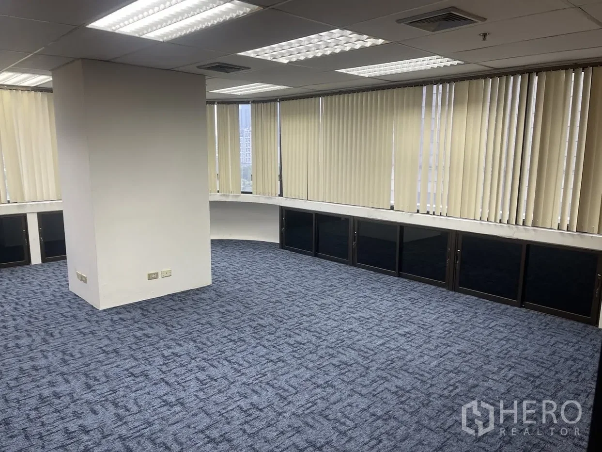 picture For rent Office Space 269 sq.m. in Khlong Toei, Khlong Toei, Bangkok BTS Asok - 2/9