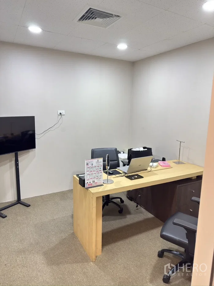 picture For rent Retail Space 57 sq.m. in Khlong Tan, Khlong Toei, Bangkok BTS Asok - 6/8
