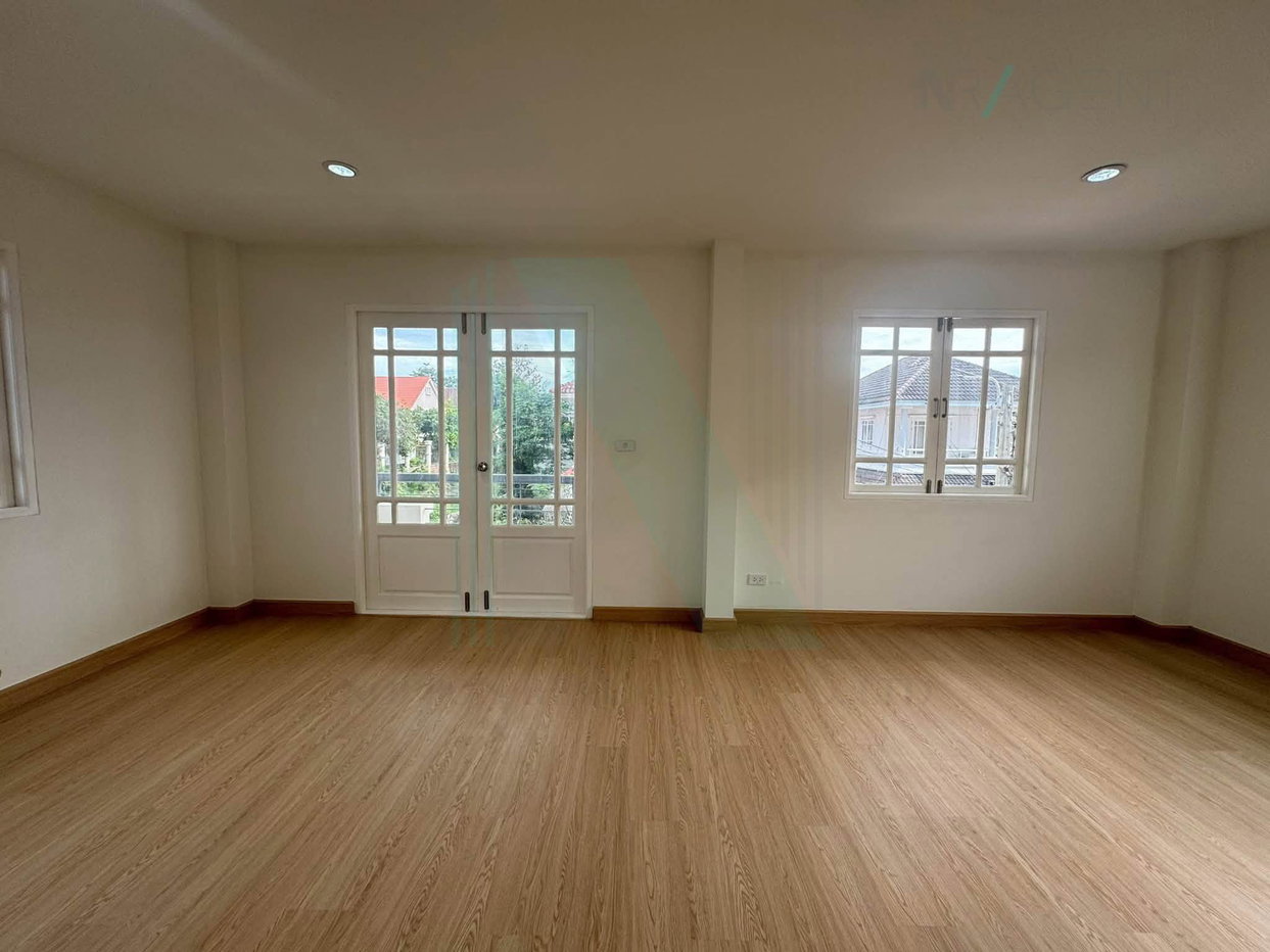 picture For Sell House VARAROM PRACHAUTHIT 98 2-story 3 bedroom 3 bathroom - 7/8