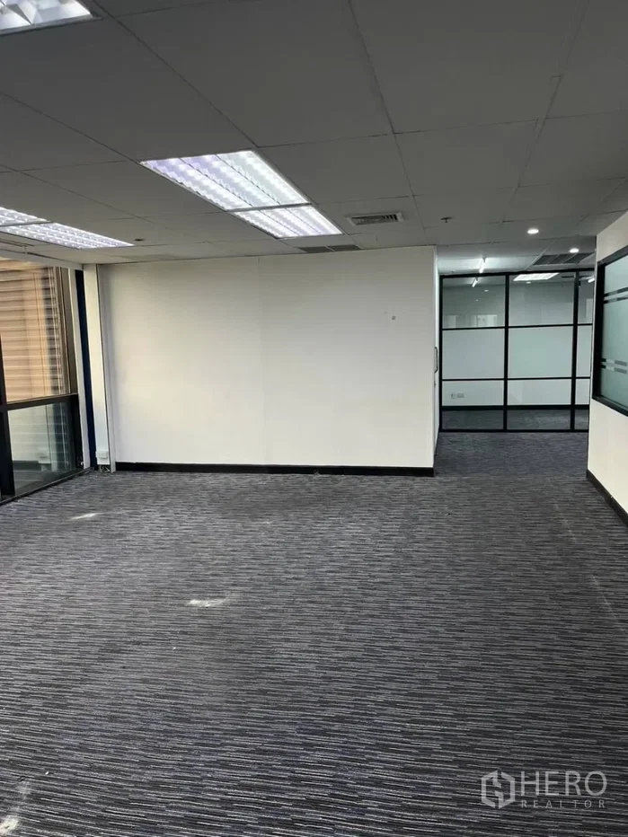 picture For Rent Office Space 165 sq.m. in Khlong Tan, Khlong Toei, Bangkok BTS Asok - 9/12