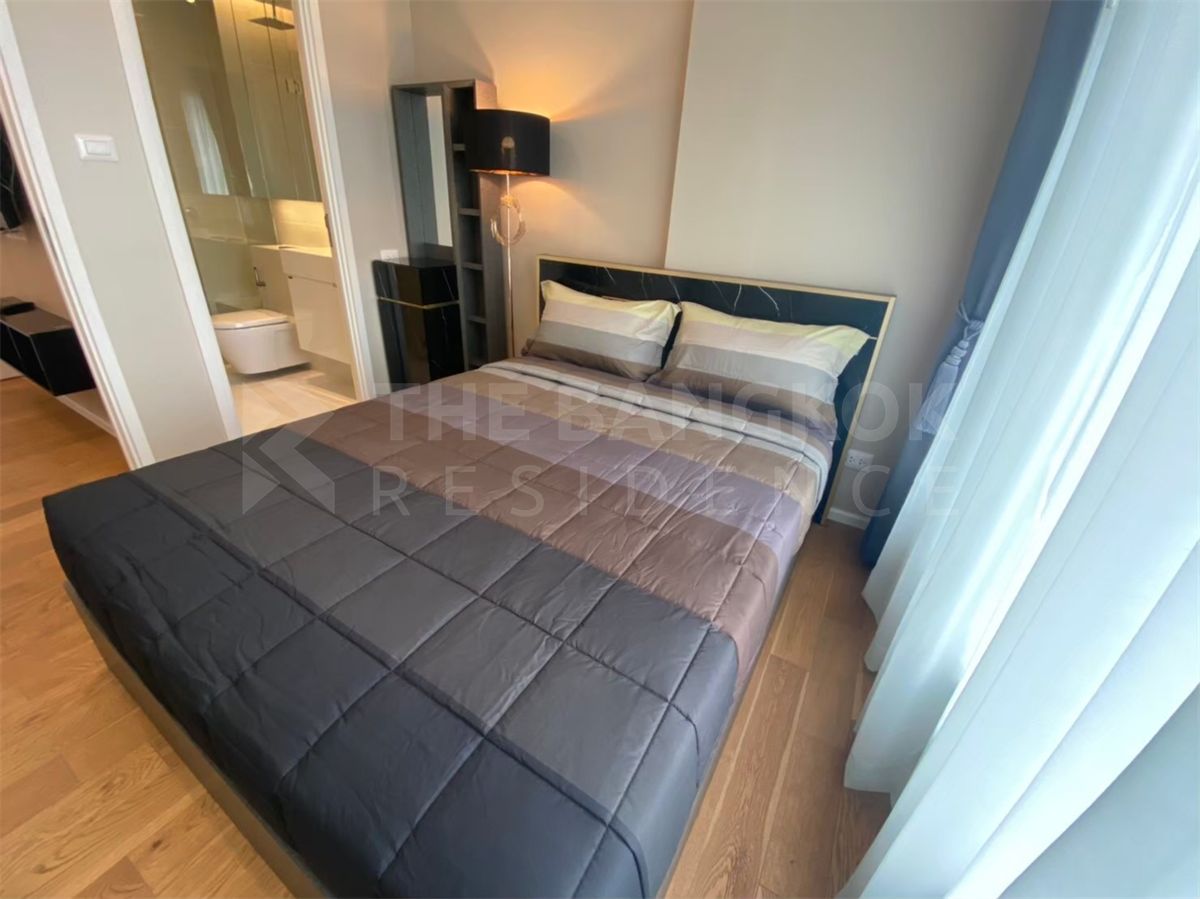 picture The Saint Residences near MRT Phahonyothin Station Ready-to-move-in, Prime Location Condo - 6/9