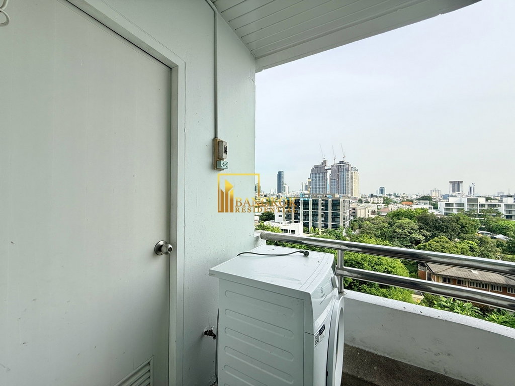 picture Fully Renovated 4 Bedroom Luxury Apartment in Ekkamai Area - BR20196AP - 38/56