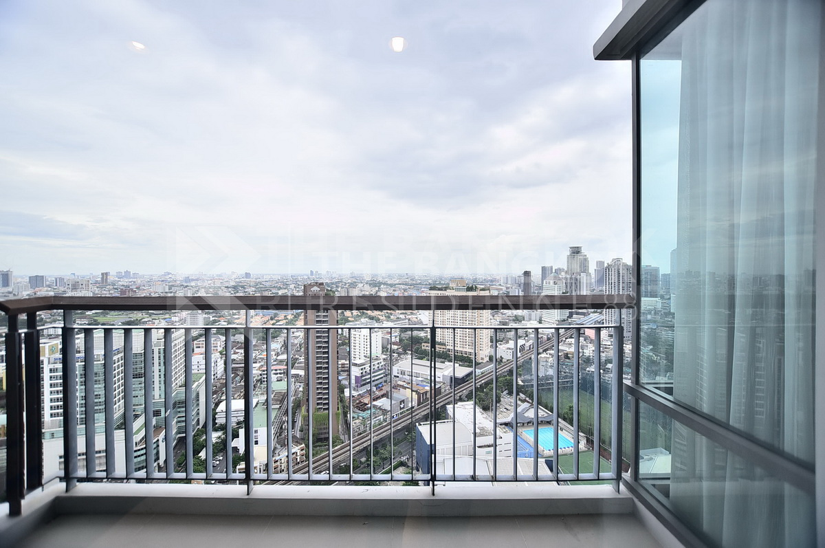 รูป ริทึ่ม สุขุมวิท 42 ใกล้ BTS สถานีเอกมัย ยูนิตยอดฮิต หมดไวมาก - รูปที่ 3/10