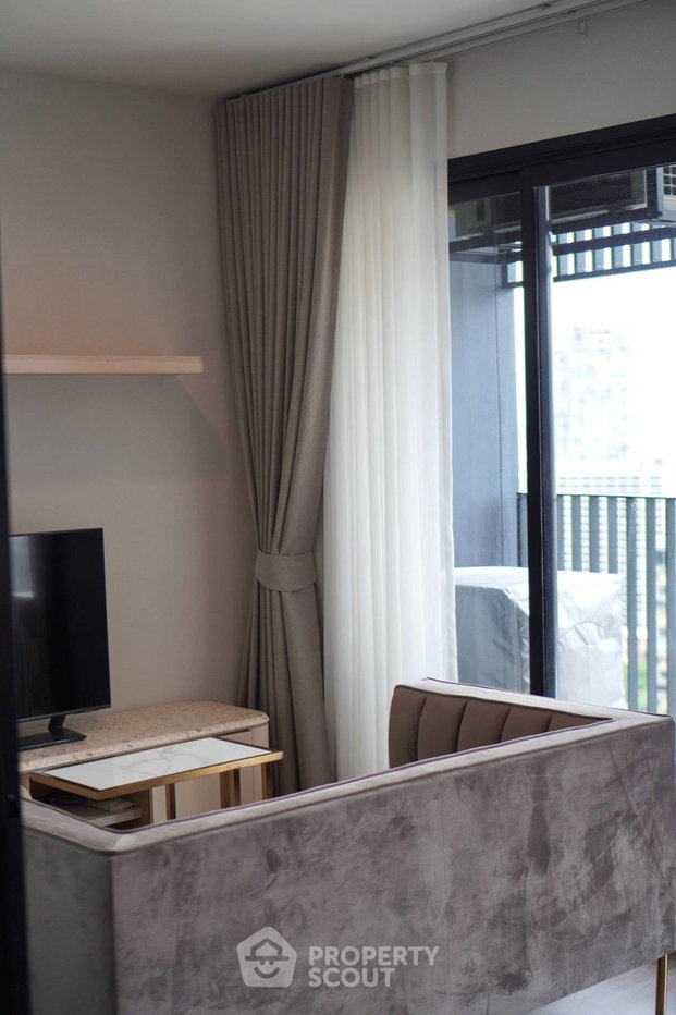 picture Studio Condo at Life Ladprao Valley near BTS Ha Yaek Lat Phrao (ID 3370323) - 5/14