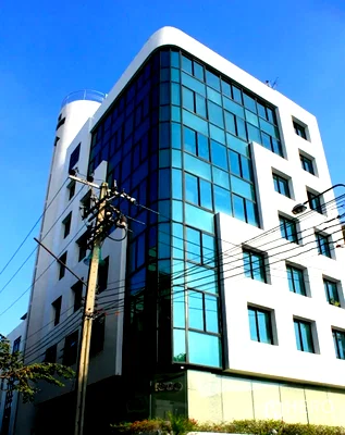 Office for rent Sukhumvit Road : For rent Office Space 125 sq.m. in Suan Luang, Suan Luang, Bangkok BTS Hua Mak