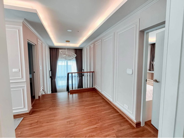 picture Large, luxurious rental house; fully furnished and equipped with appliances. - 49/50