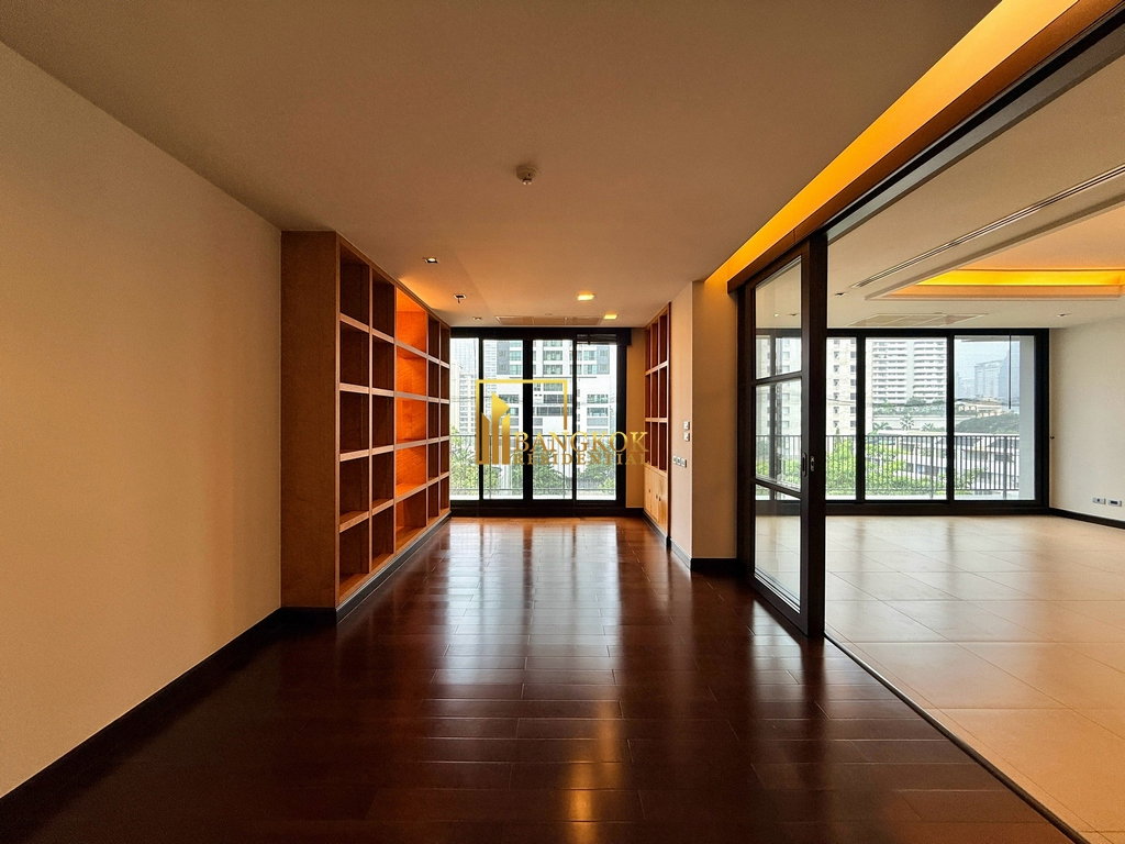 รูป Expansive 4 Bedroom Apartment For Rent in Phrom Phong - BR0631AP - รูปที่ 11/53