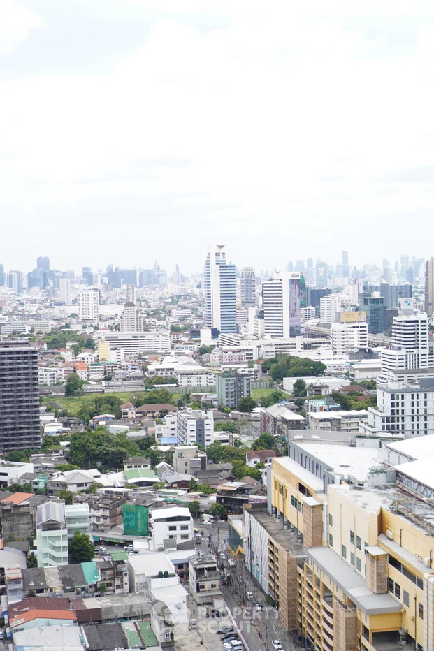 picture Studio Condo at Life Ladprao Valley near BTS Ha Yaek Lat Phrao (ID 3370323) - 8/14