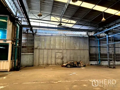 Factory for rent : For rent or sale Factory 4000 sqm in Bang Sao Thong, Bang Sao Thong, Samut Prakan