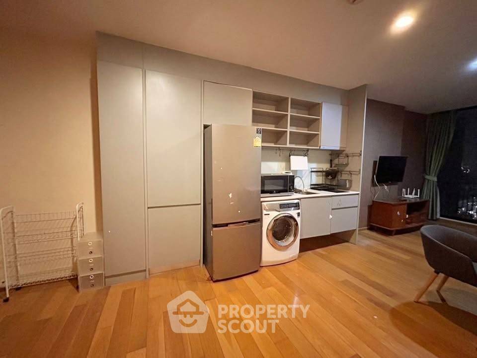 รูป คอนโด 2-ห้องนอน ที่ โนเบิล รีโว สีลม ใกล้ BTS สุรศักดิ์ (ID 3368481) - รูปที่ 3/16
