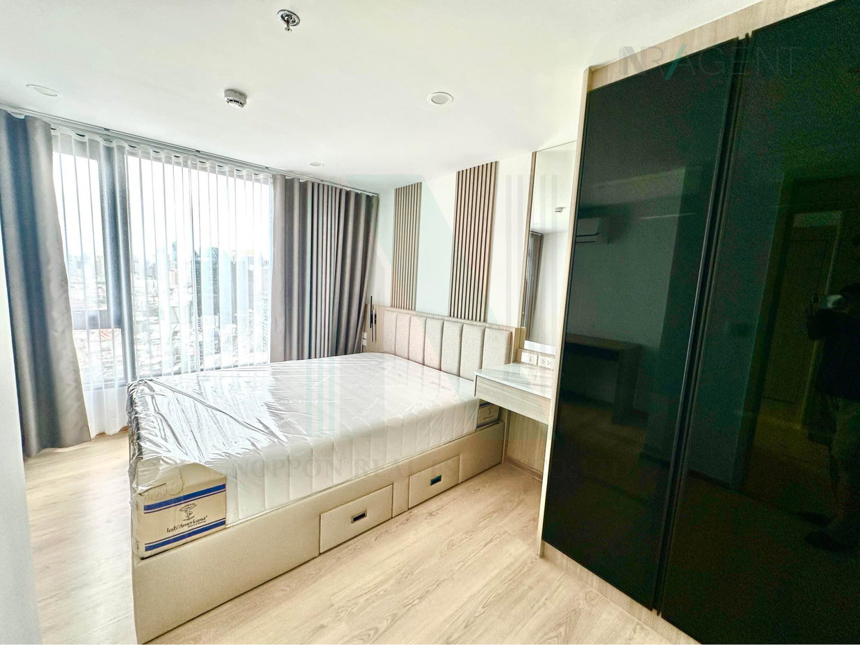 รูป ให้เช่าคอนโด ไลฟ์ พระราม 4-อโศก อาคาร 1 ชั้น 33 Duplex 3 ห้องนอน ขนาด 90 ตรม ใกล้ ใกล้ MRT ศูนย์การประชุมแห่งชาติสิริกิติ์ - รูปที่ 4/8