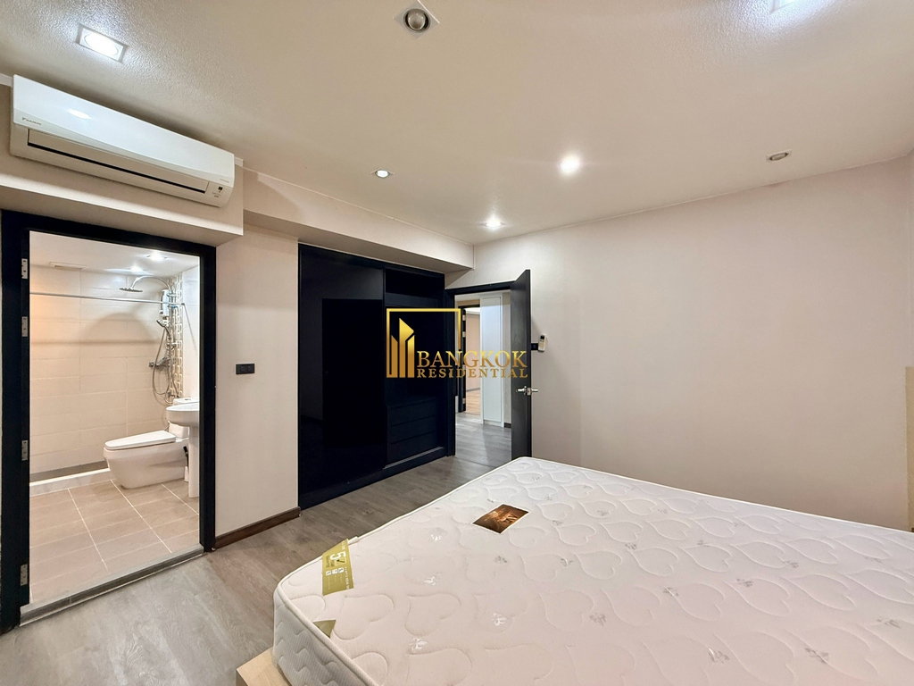 picture Royal Castle | Renovated 4 Bed Condo in Phrom Phong Area - BR18837CD - 29/50