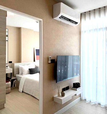 ขายคอนโด : ขาย Casa Condo@CMU วิวสระว่ายน้ำ หลังมช ห่างประตูวิศวะแค่ 350 เมตร โทร. 098-9690236 (แจน)