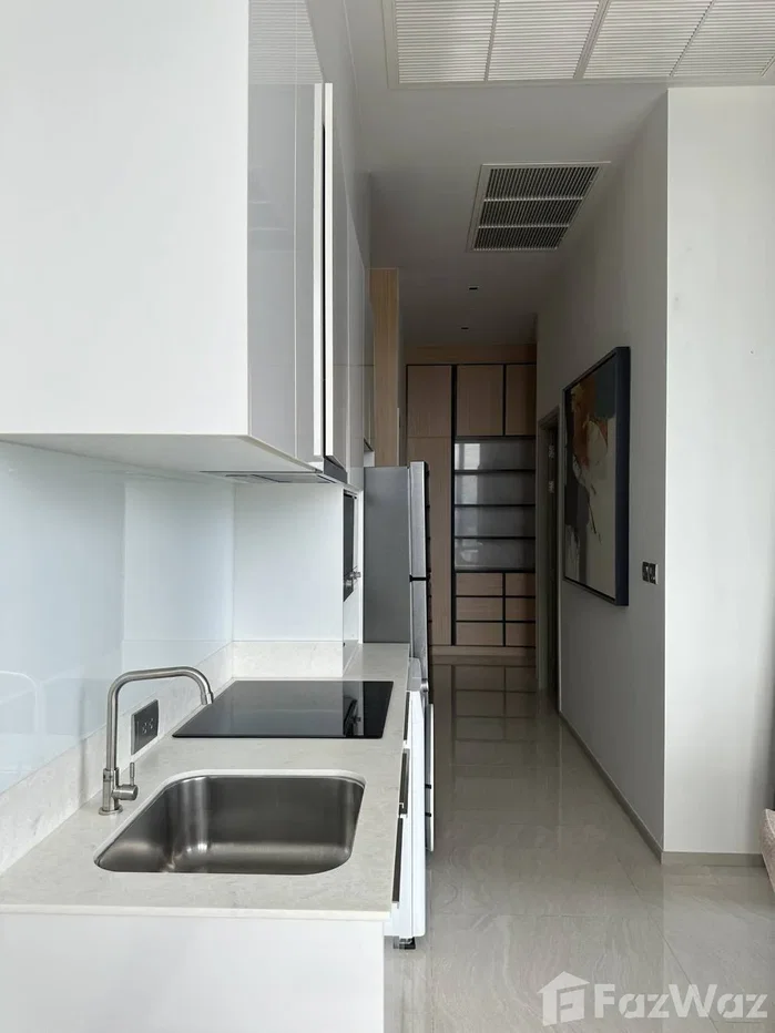 picture Ashton silom 6837426 - 13/14