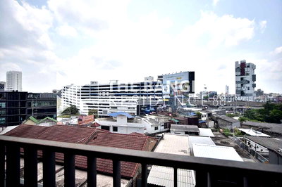 ขายคอนโด : แชปเตอร์วัน มิดทาวน์ ลาดพร้าว 24 ห้องว่าง พร้อมเข้าอยู่ ใกล้ MRT สถานีลาดพร้าว