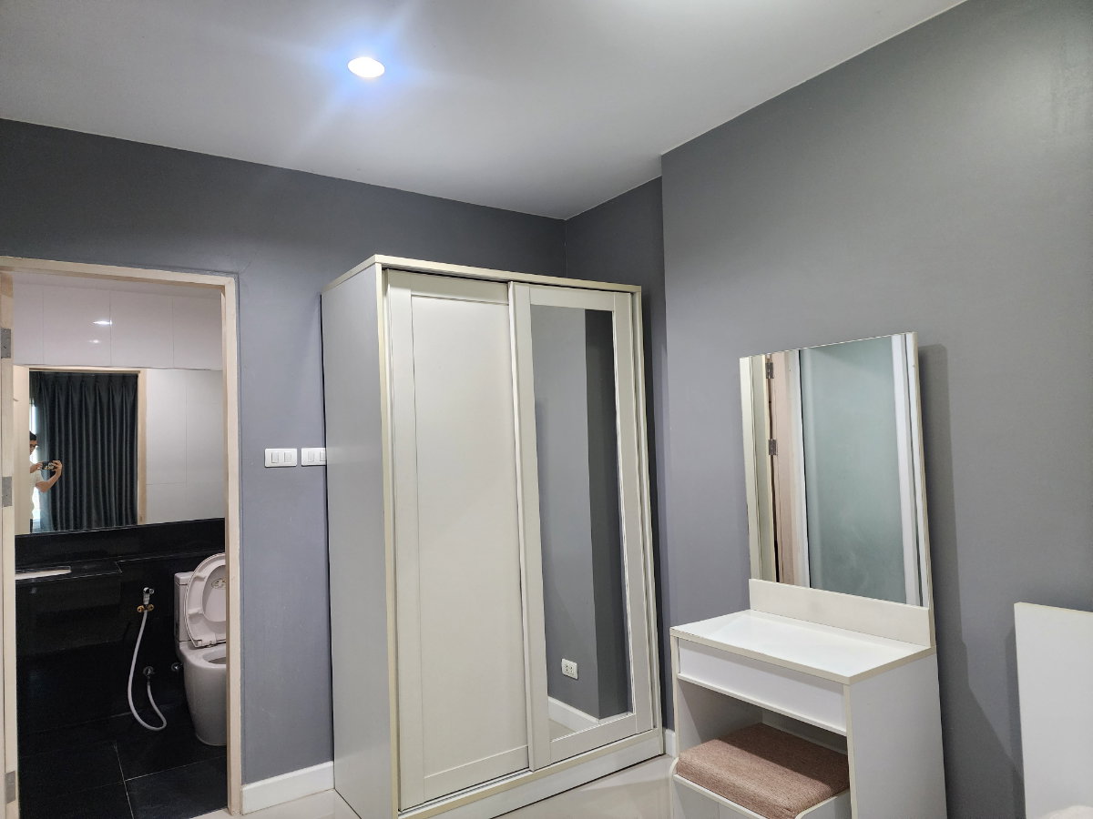 picture For Rent: Bangkok Horizon Phetkasem 33 Condo – High floor, unobstructed view. - 9/18