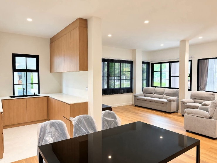 รูป ขายพูลวิลล่าสุดหรู โซนสันทราย เชียงใหม่  Modern Barn Home Pool Villa บ้านพักสุดพิเศษบนพื้นที่กว่า 358 ตร.ว. พร้อมบ้านหลายหลังในบริเวณเดียวกัน - รูปที่ 8/32