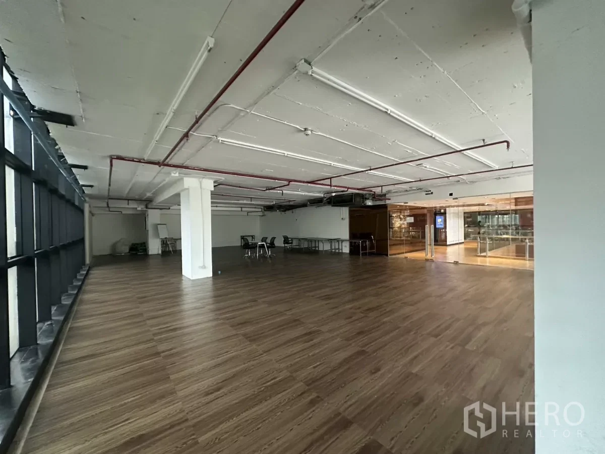 picture For Rent Retail Space 197 sqm in Watthana, Bangkok BTS Ekkamai - 4/8