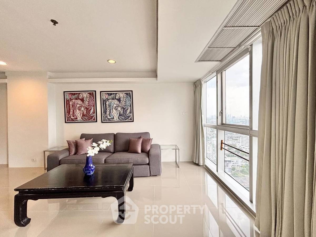 picture 25th-Floor 3-BR At Waterford Diamond Tower Near BTS Phrom Phong (ID 3369348) - 3/11