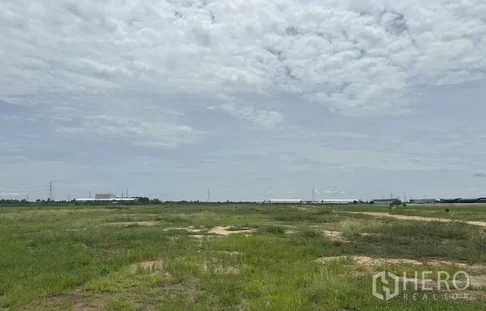 Land 3207 sq.w. in Sai Yai, Sai Noi, Nonthaburi
