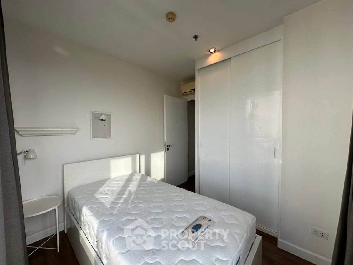 รูป คอนโด 2-ห้องนอน ที่ เดอะ รูม สาทร-ตากสิน ใกล้ BTS โพธิ์นิมิตร (ID 3369132) - รูปที่ 6/11