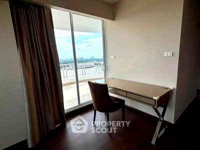 Condos for rent : 3-BR Condo at Supalai Prima Riva Rama 3 - Narathiwas in Chong Nonsi (ID 3370361)