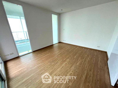Condos for sale : 3-BR Condo at Diamond Suites Resort close to Pattaya South (ID 3369539)