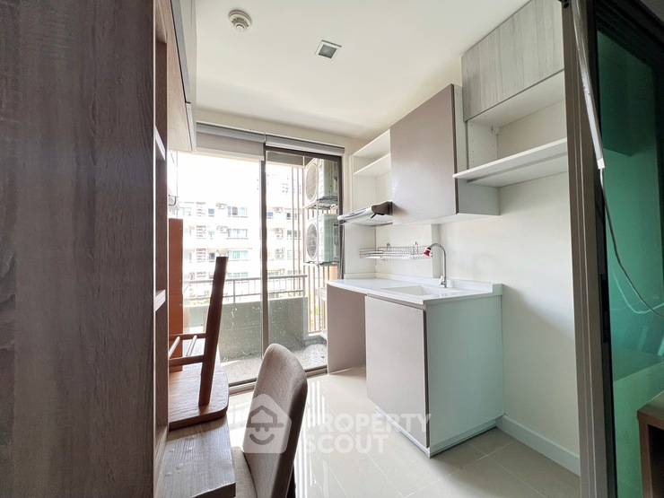 picture 1-BR Condo For Sale At Metro Luxe Ratchada Near MRT Huai Khwang (ID 3367507) - 5/14
