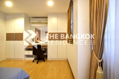 Condos for sale : Serene Place near BTS Phrom Phong Book before anyone else