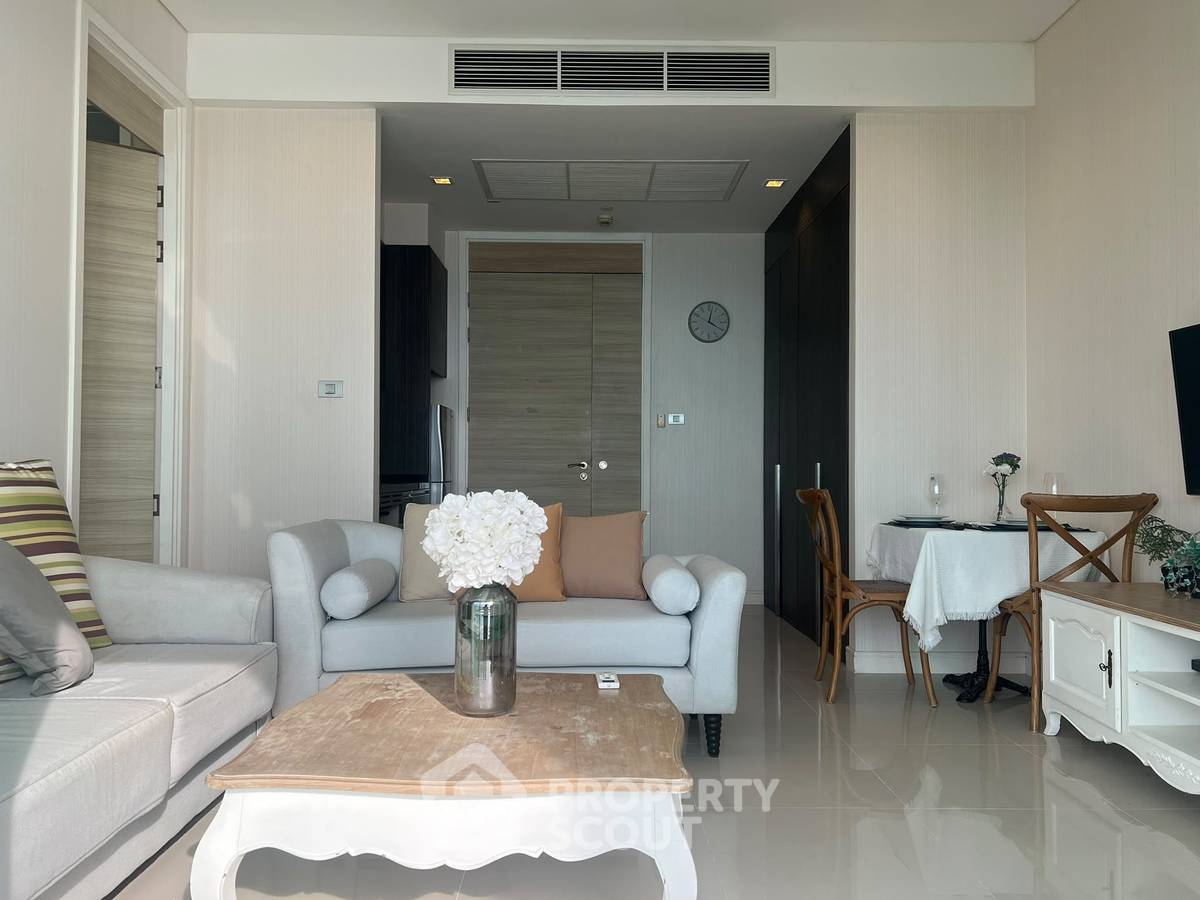 picture 1-BR Condo at Reflection Jomtien Beach Pattaya close to Pattaya (ID 2136862) - 2/21