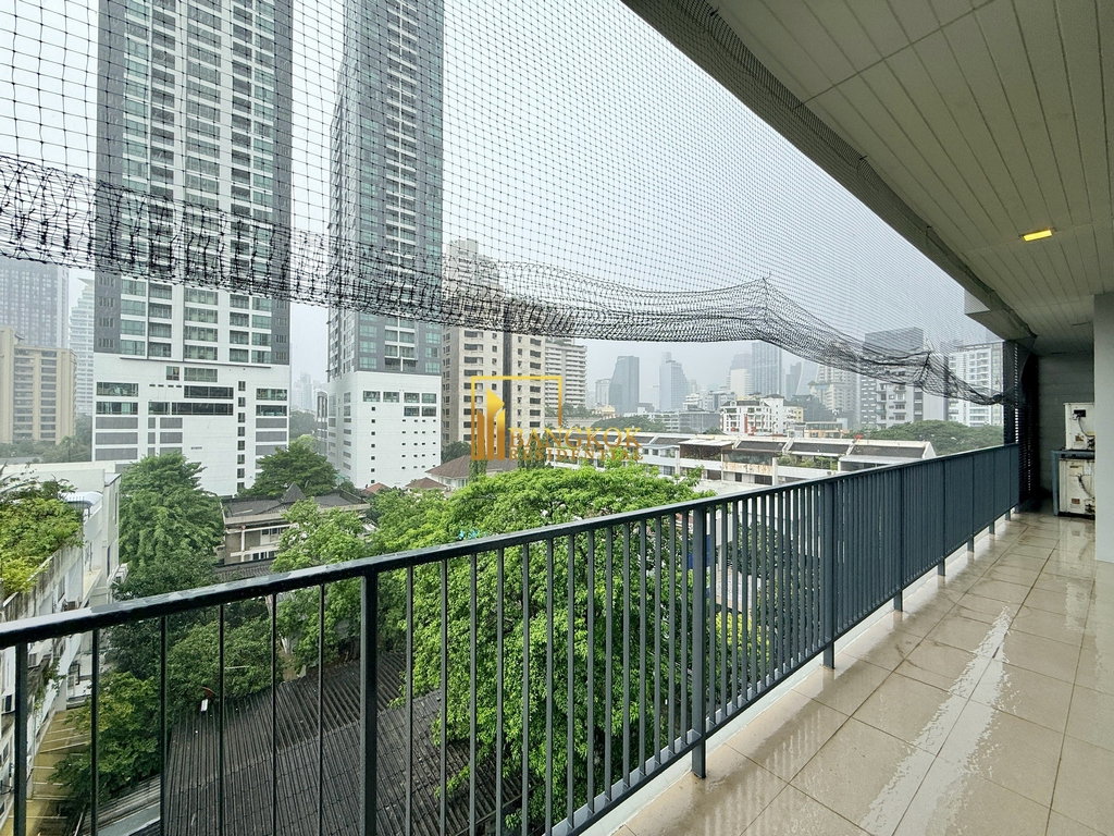 รูป Expansive 4 Bedroom Apartment For Rent in Phrom Phong - BR0631AP - รูปที่ 18/53