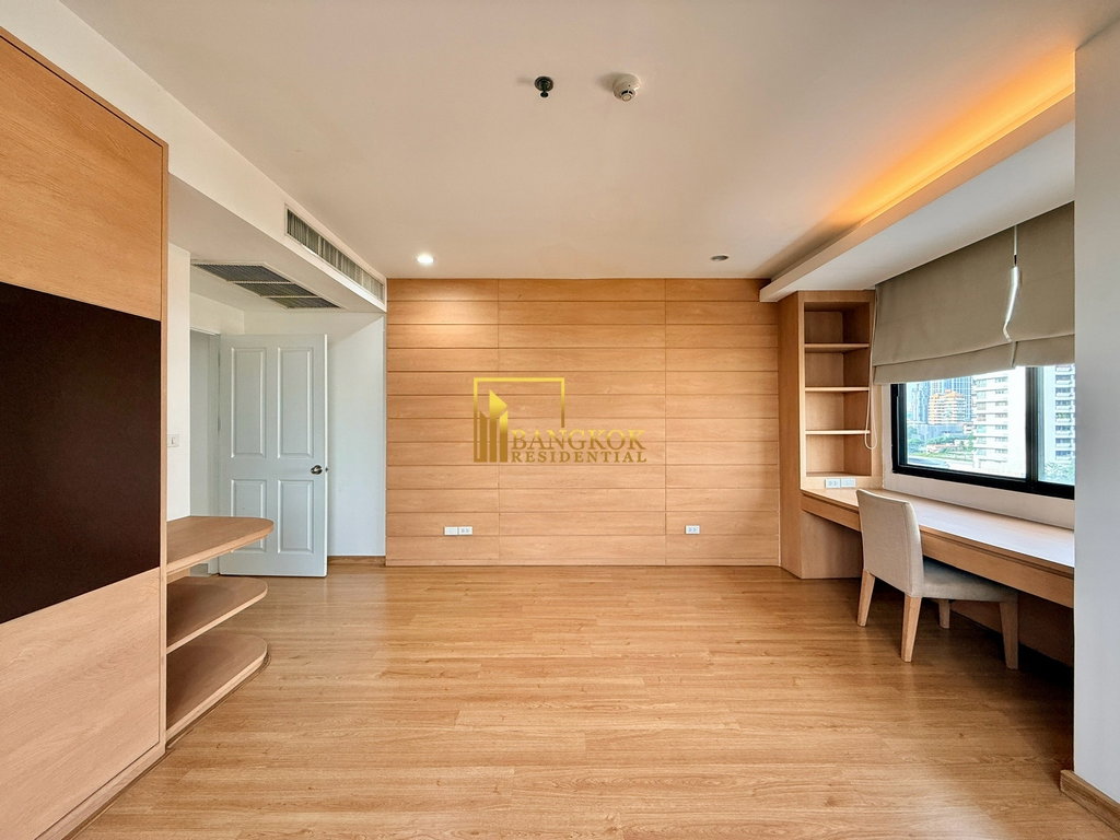 picture Fully Renovated 4 Bedroom Luxury Apartment in Ekkamai Area - BR20196AP - 20/56