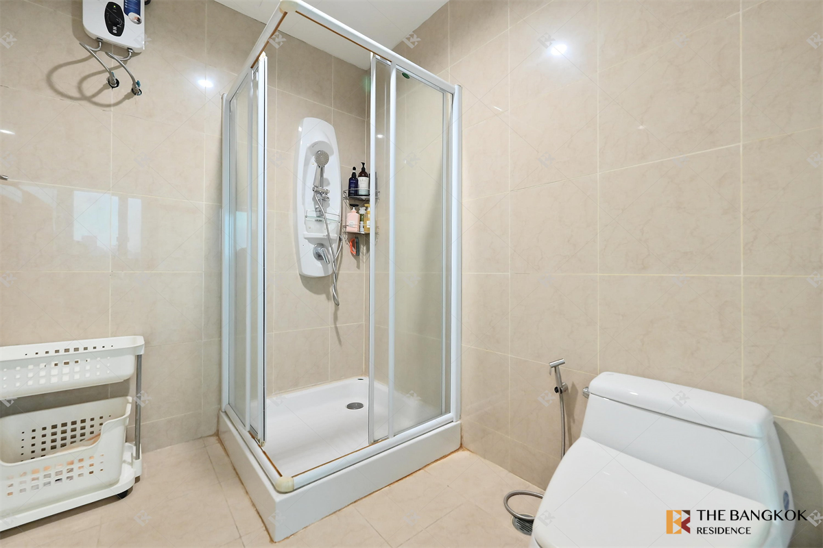 picture Supalai Place Sukhumvit 39 - 7/10