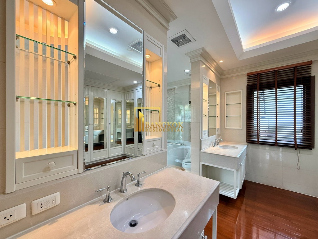 picture  L&H Villa Sathorn | Impressive 4 Bed House With Private Pool - BR28370SH - 26/56
