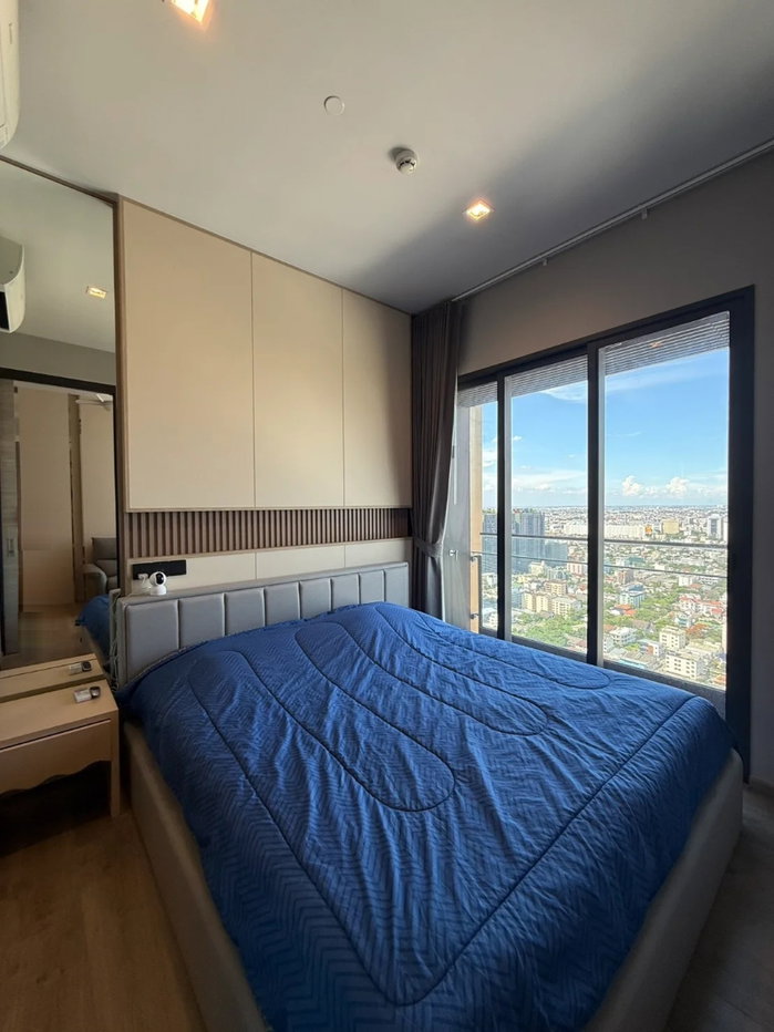 picture For Rent The Crest Park Residences | 2 Bed| Add line: @agentkarn - 9/15