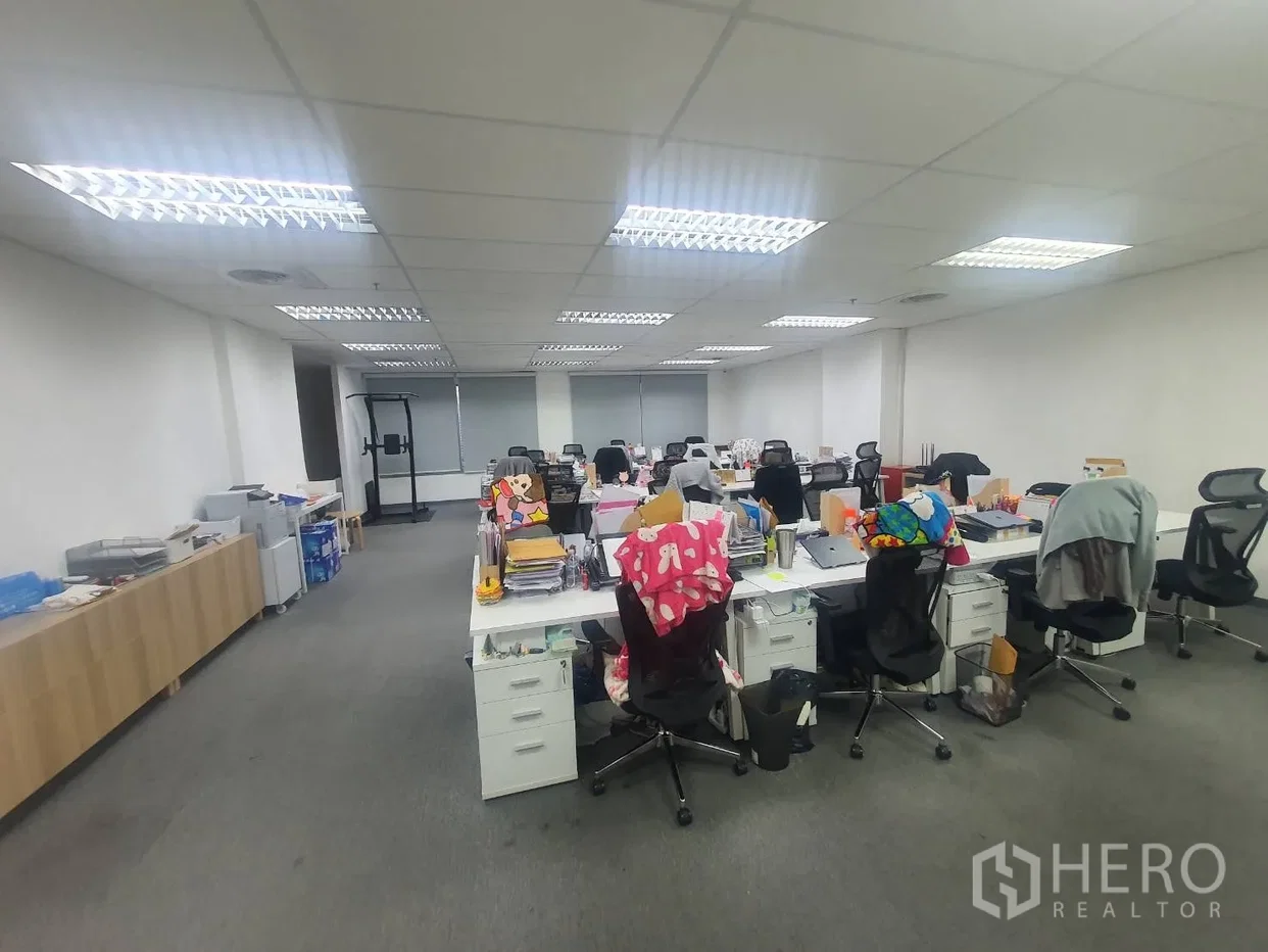 picture For Rent Office Space 155 sq.m. in Khlong Toei Nuea, Watthana, Bangkok BTS Asok - 4/5