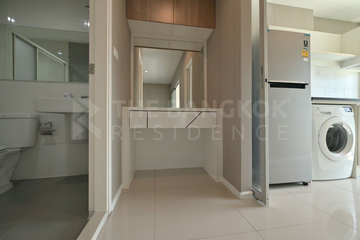 picture Aspire Rama 9 Move-in Ready, Just Bring Your Stuff near MRT Rama 9 Station - 9/10